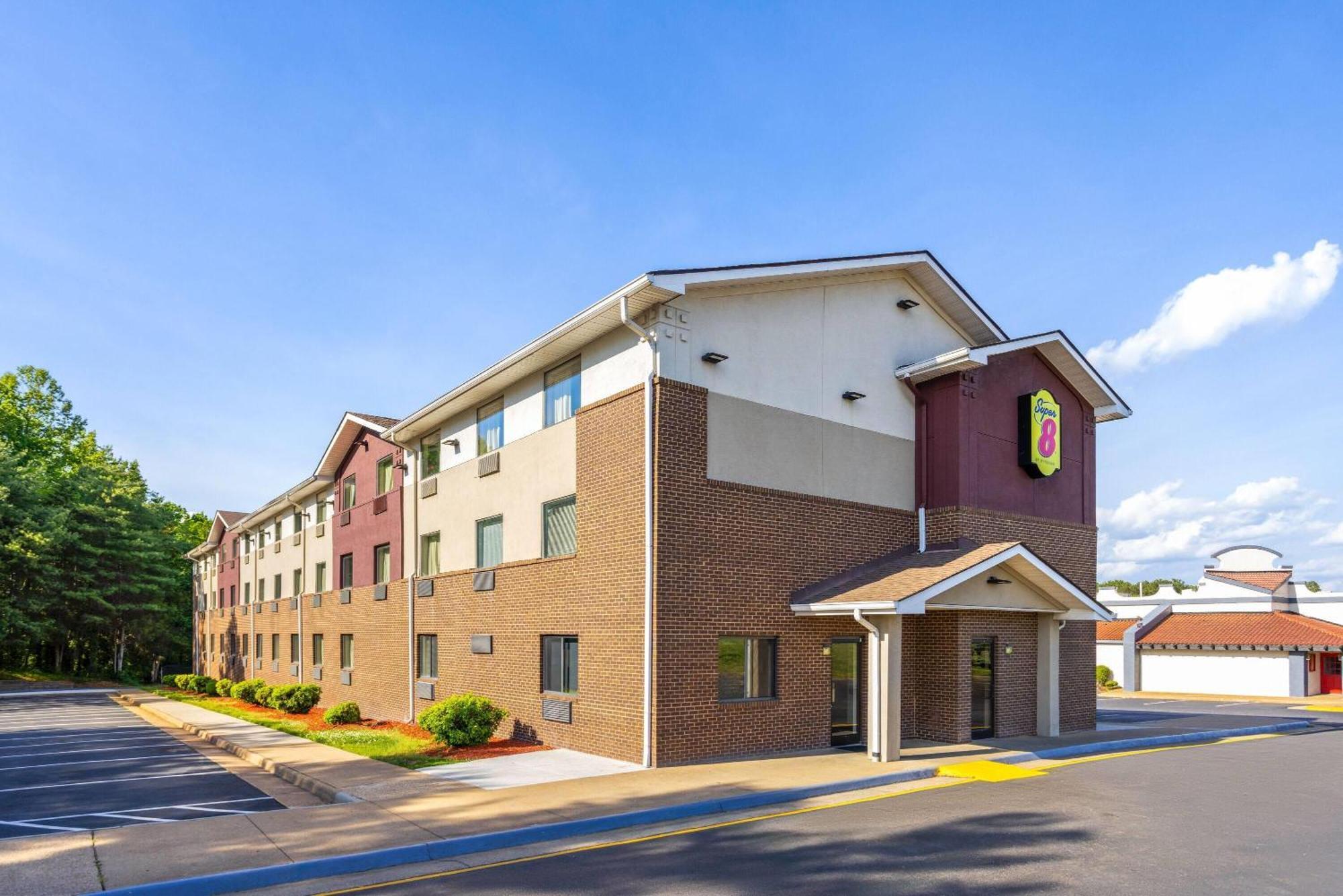 Super 8 By Wyndham Richmond Midlothian Turnpike Exterior foto